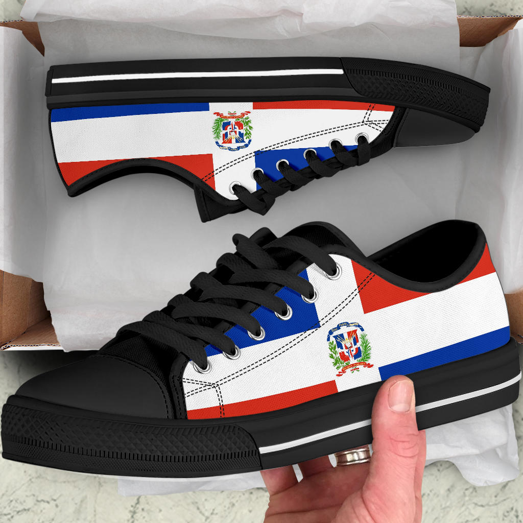 Dominican Republic Flag Canvas Low Tops - Men's & Women's