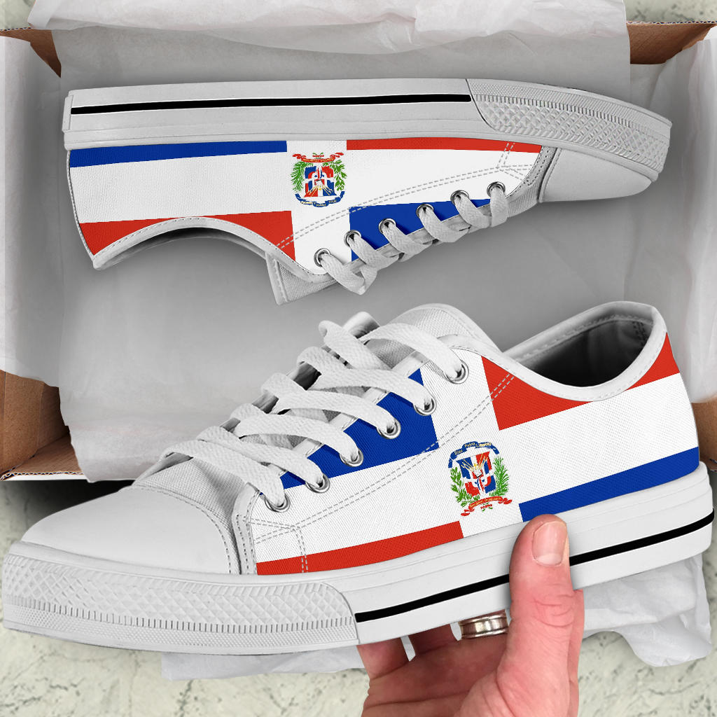 Dominican Republic Flag Canvas Low Tops - Men's & Women's